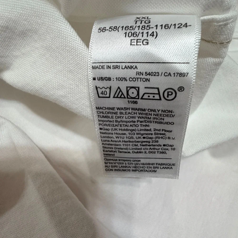 Banana Republic Mens White Oxford Shirt XXL Untucked Standard Fit Cotton Logo